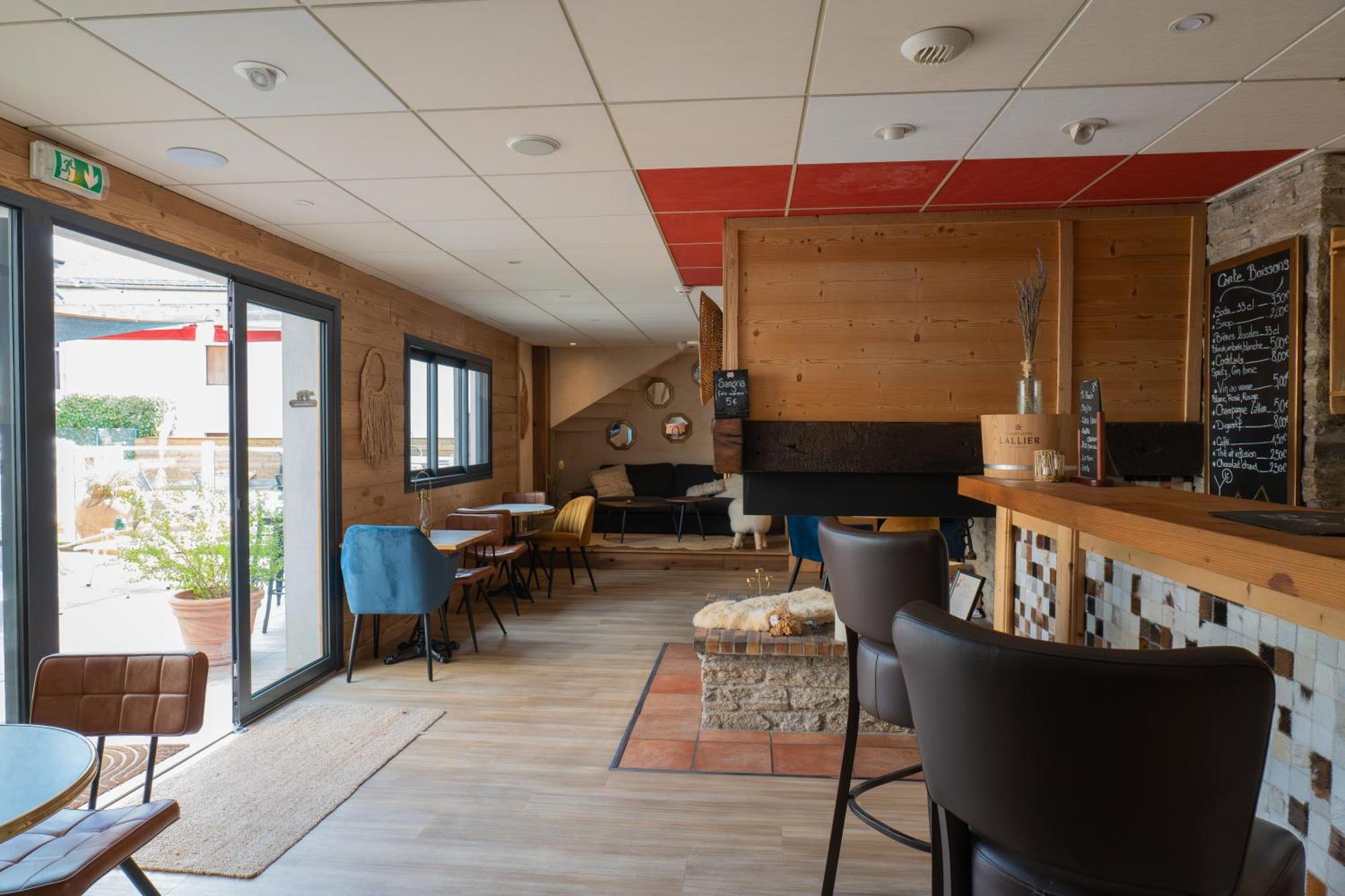 Hotel Les Arches 생라리술랑 외부 사진