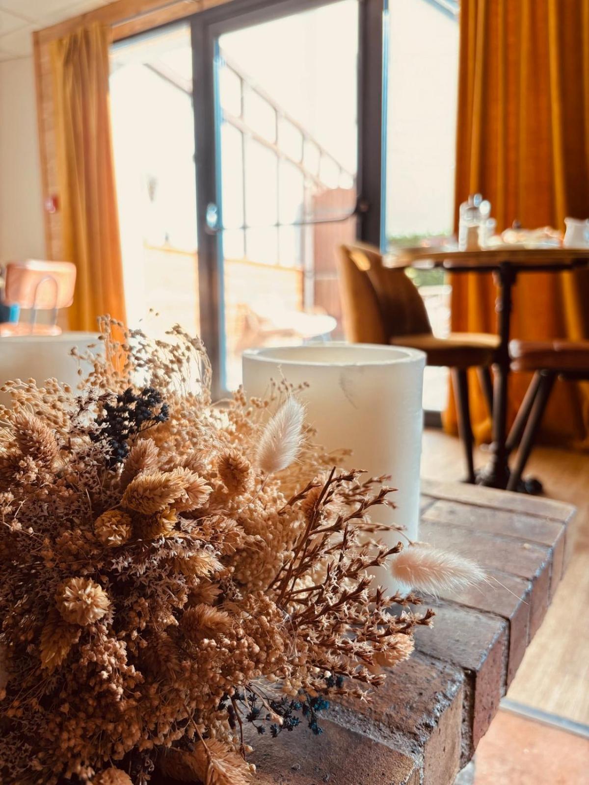 Hotel Les Arches 생라리술랑 외부 사진