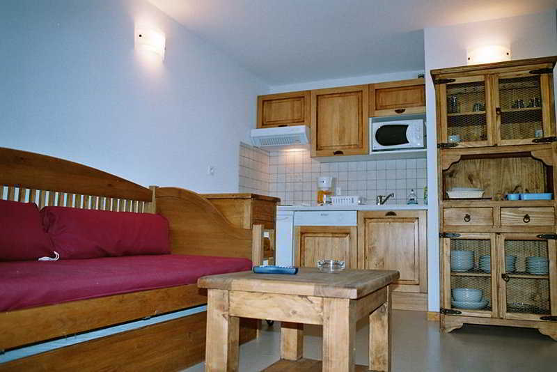 Hotel Les Arches 생라리술랑 외부 사진